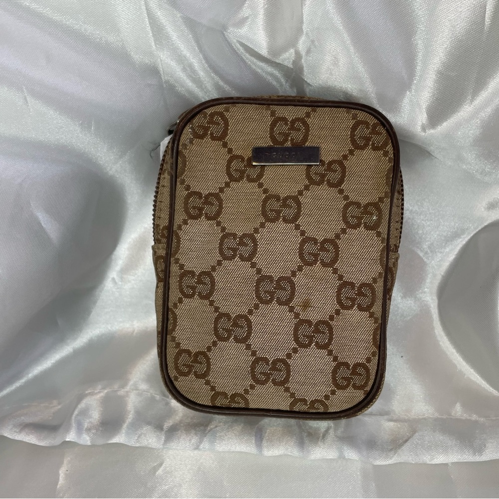 Gucci Coin Pouch - Picture 2 of 3